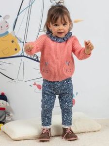 Бебешки дрехи за момиче 3 - пуловер и дънки 