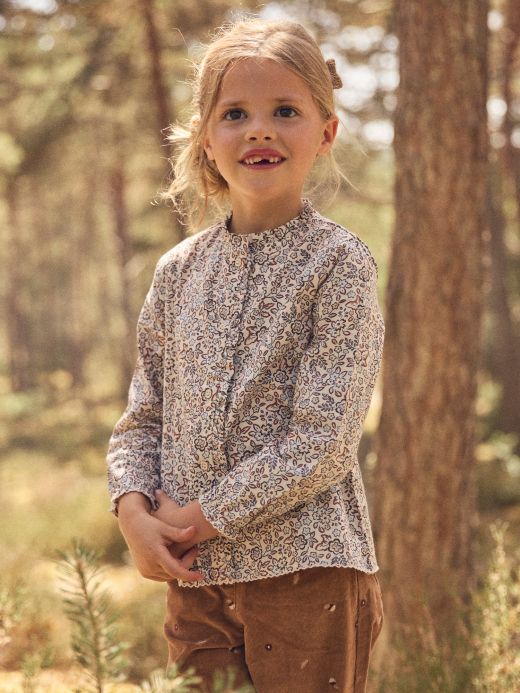 ДЕТСКА  БЛУЗА С ФЛОРАЛЕН ДЕСЕН