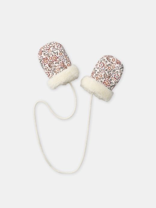 ПЛЕТЕНИ РЪКАВИЦИ ЗА БЕБЕ МОМИЧЕ  