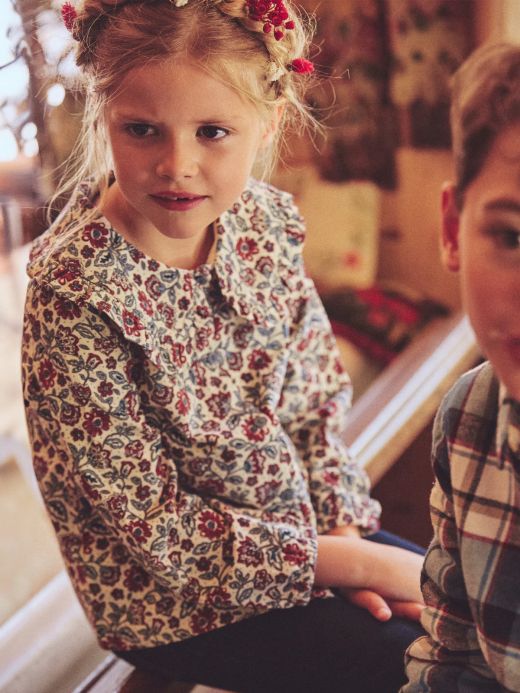 Кадифена блуза с флорален принт за момиче