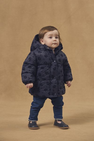 ЯКЕ С КАЧУЛКА ЗА БЕБЕ МОМИЧЕ