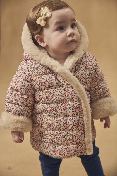 ДВУЛИЦЕВО ЯКЕ С КАЧУЛКА И ДЕСЕН 