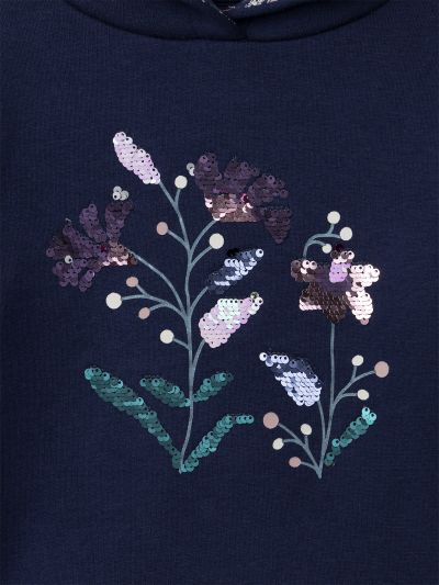 СУИЧЪР С МОТИВ ЗА МОМИЧЕ 