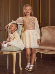 КОЛЕДНА РОКЛЯ С ПАЙЕТИ И ТЮЛ 