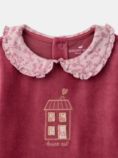 Тъмнорозова кадифена пижама с флорален принт за момичета