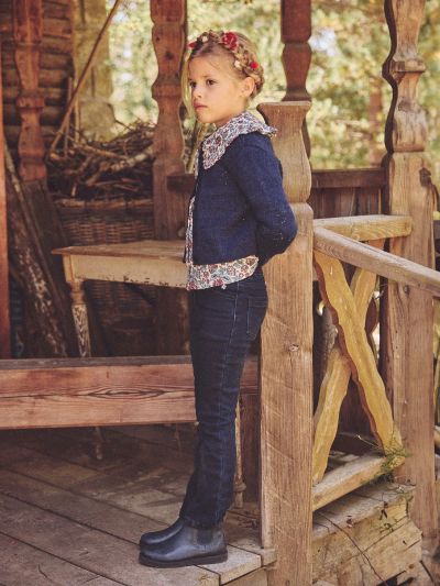 Тъмносиня жилетка за момиче