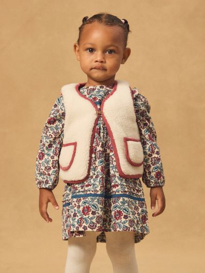 Двулицев елек в червено или екрю за бебе момиче