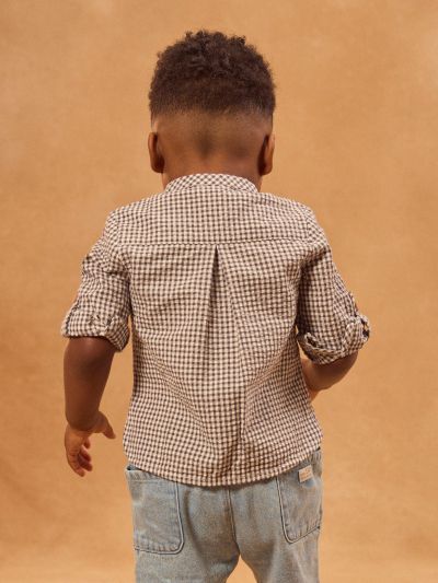 Бебешка риза на каре за момче