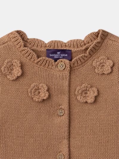 Кафяв елек за бебе момиче