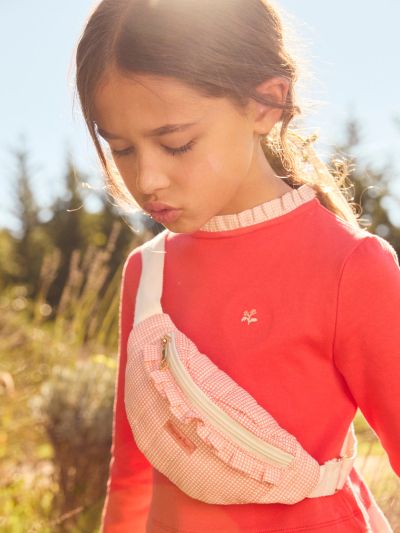 Розова чантичка за кръст на каре за момиче