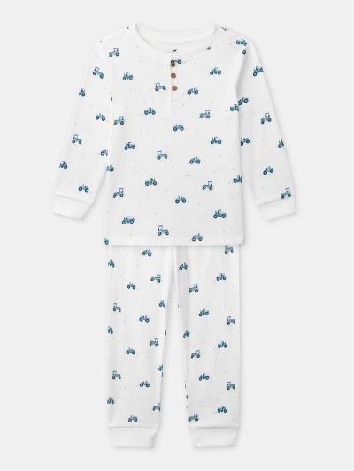 ЕКРЮ ПИЖАМА С ПРИНТ НА ТРАКТОРИ ЗА МОМЧЕ