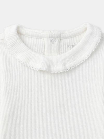 КОМПЛЕКТ ГАЩЕРИЗОН С ФЛОРАЛЕН ПРИНТ + БОДИ + ЧОРАПИ С ПАНДЕЛКА ЗА НОВОРОДЕНО МОМИЧЕ