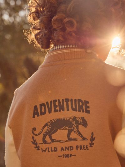 КАФЯВО ЯКЕ ЗА МОМЧЕ