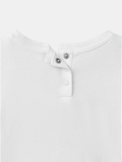 ТЕНИСКА С ФЛОРАЛЕН ПРИНТ ЗА МОМИЧЕ