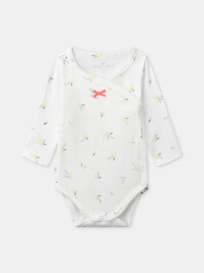 КОМПЛЕКТ ОТ 2 БОДИТА В ЕКРЮ И С ПРИНТ ЛИСТА ЗА НОВОРОДЕНО МОМИЧЕ