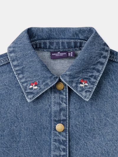 ДЪНКОВО ЯКЕ С БРОДЕРИЯ „M“ ЗА МОМИЧЕ